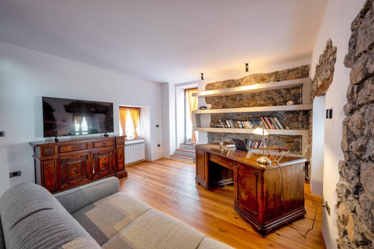 Karst House Zan Pliskovica With Private Pool Villa Dutovlje Kültér fotó
