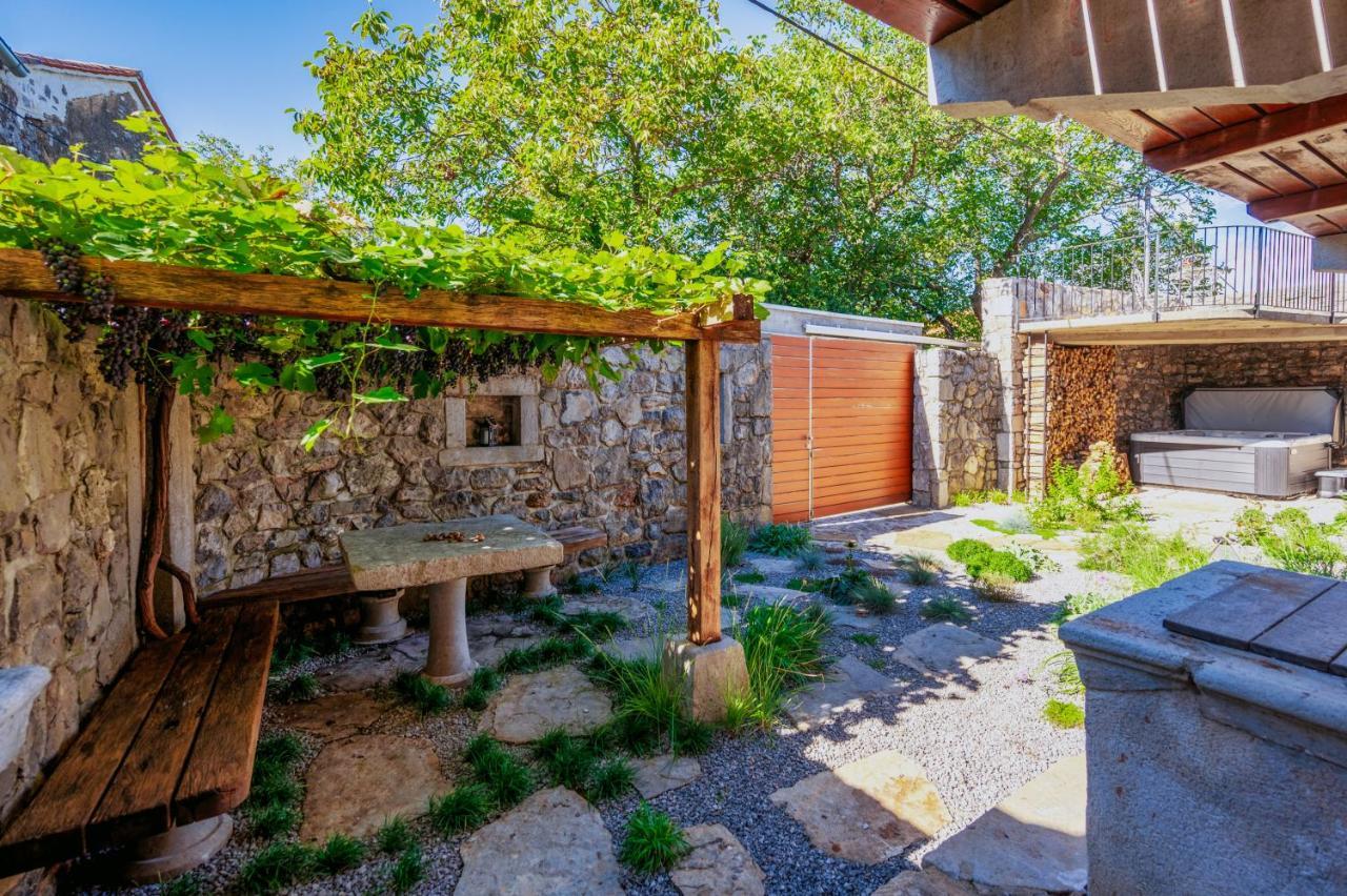 Karst House Zan Pliskovica With Private Pool Villa Dutovlje Kültér fotó