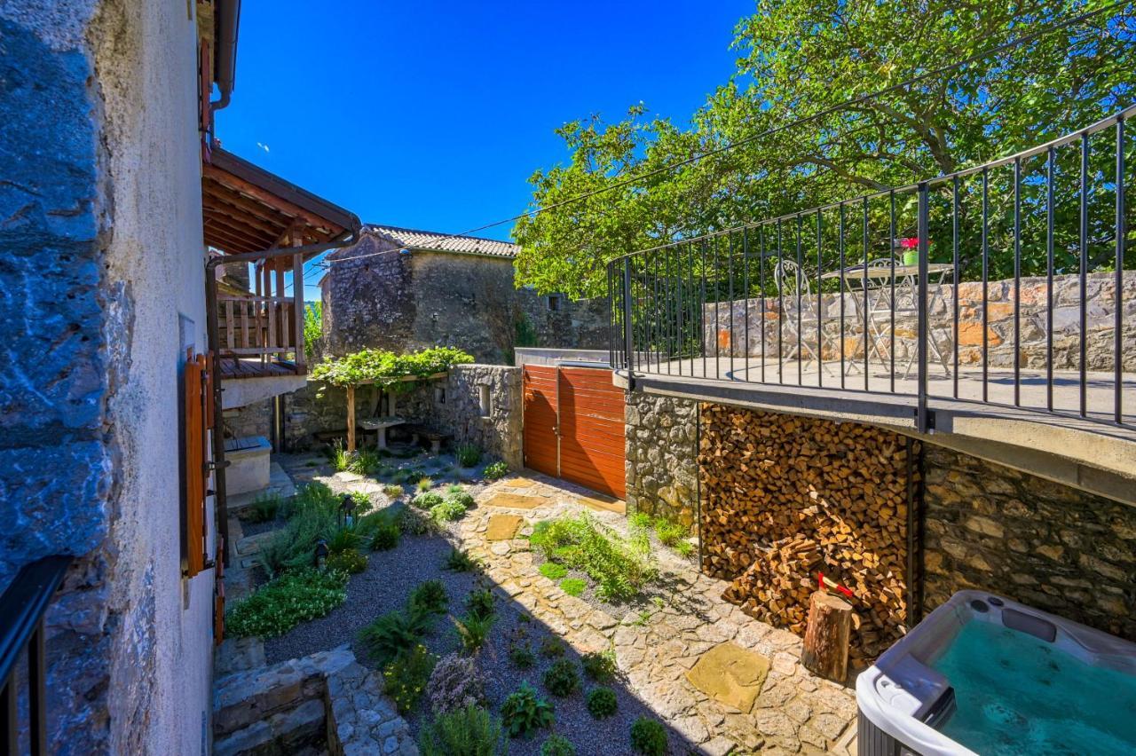 Karst House Zan Pliskovica With Private Pool Villa Dutovlje Kültér fotó